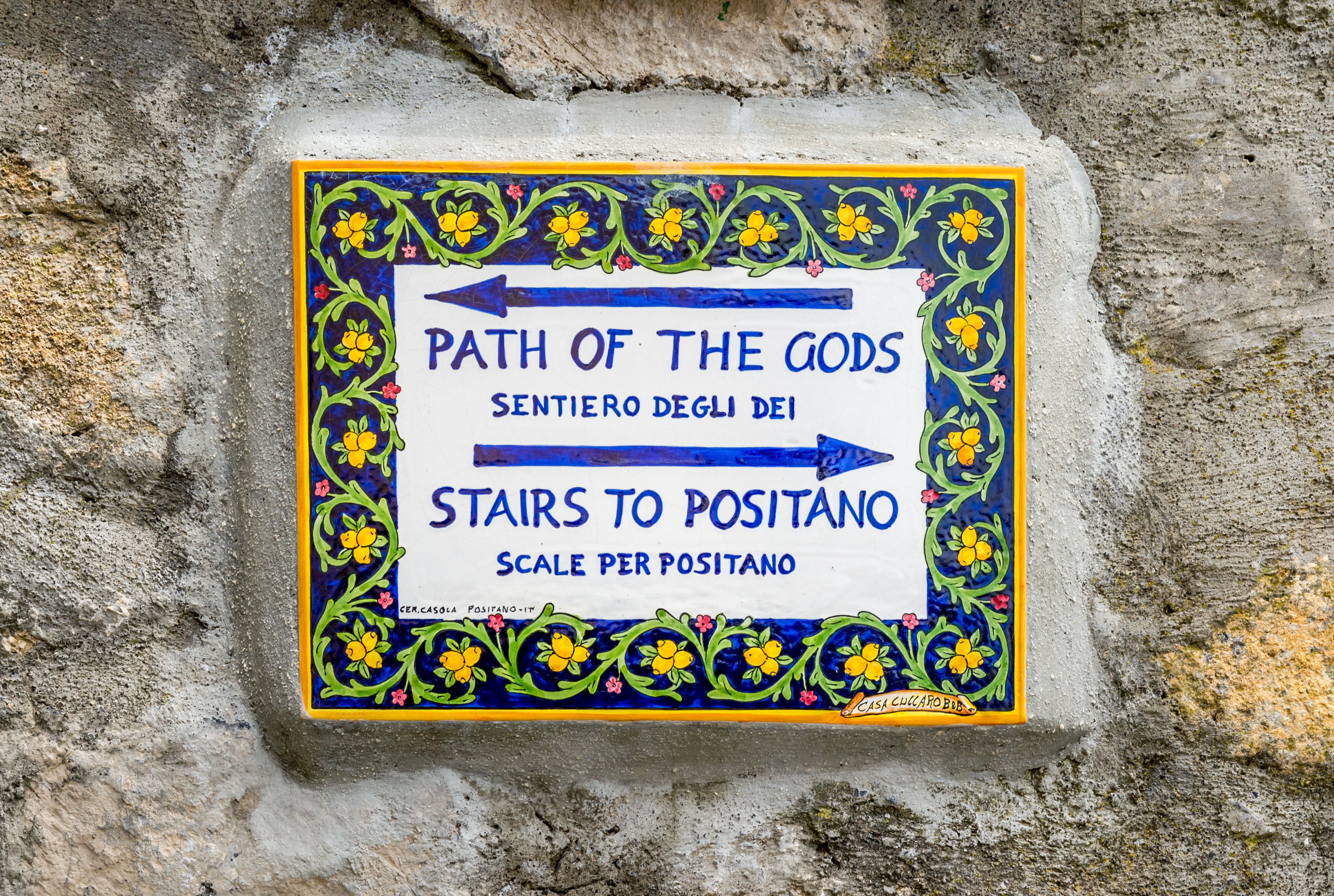 ceramic-mark-at-path-of-the-gods-and-way-to-positano-on-amalfi-coast-italy