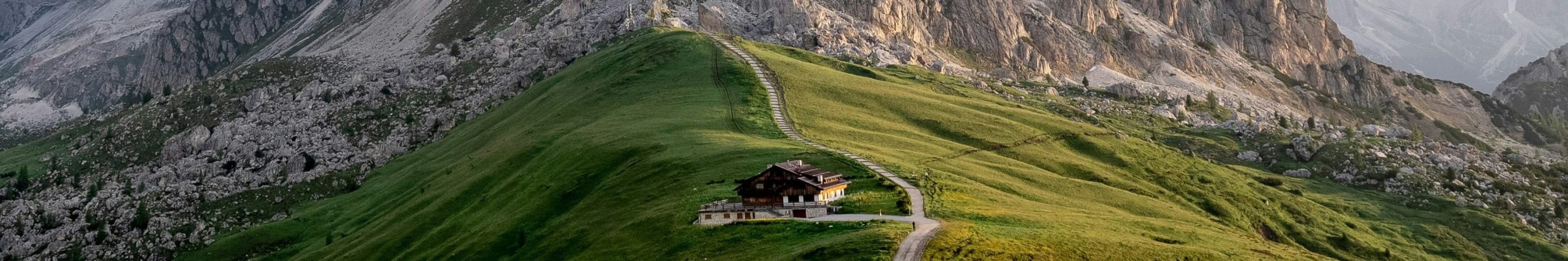 DOLOMITES_OVERVIEW