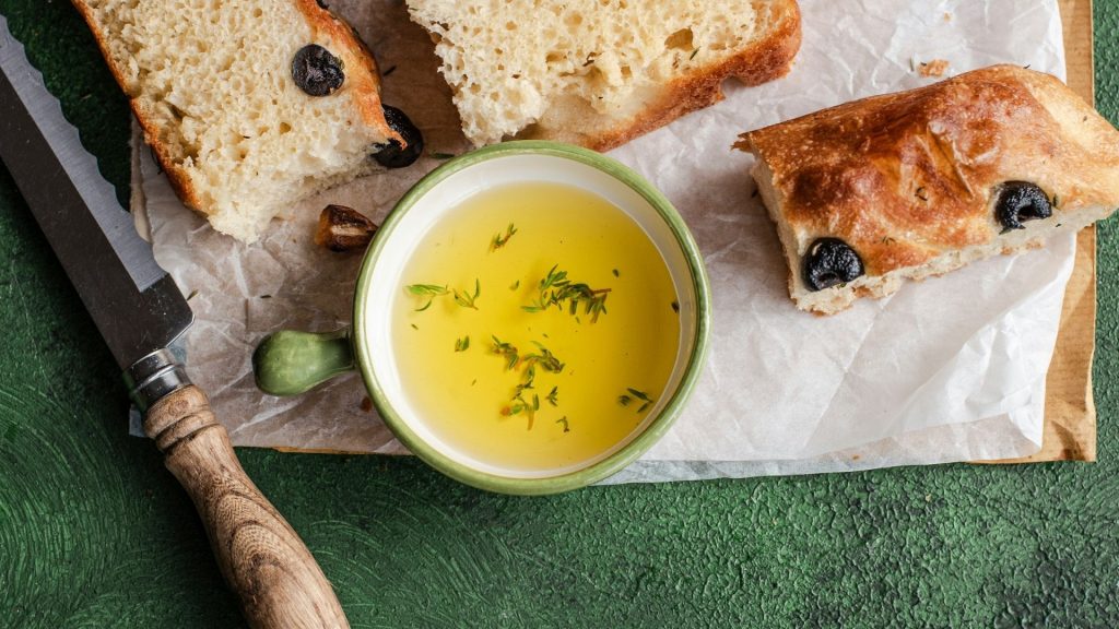 OLIVE OIL TASTING