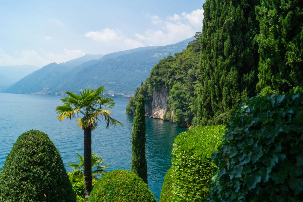 LAKE COMO